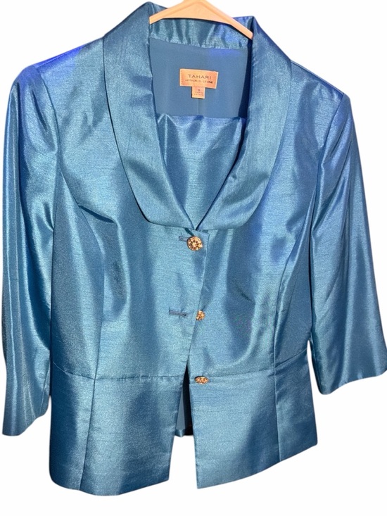 Tahari Jackets & Blazers - NWT Tahari Arthur S. Levine Blue Shimmer Skirt Suit - Size 8